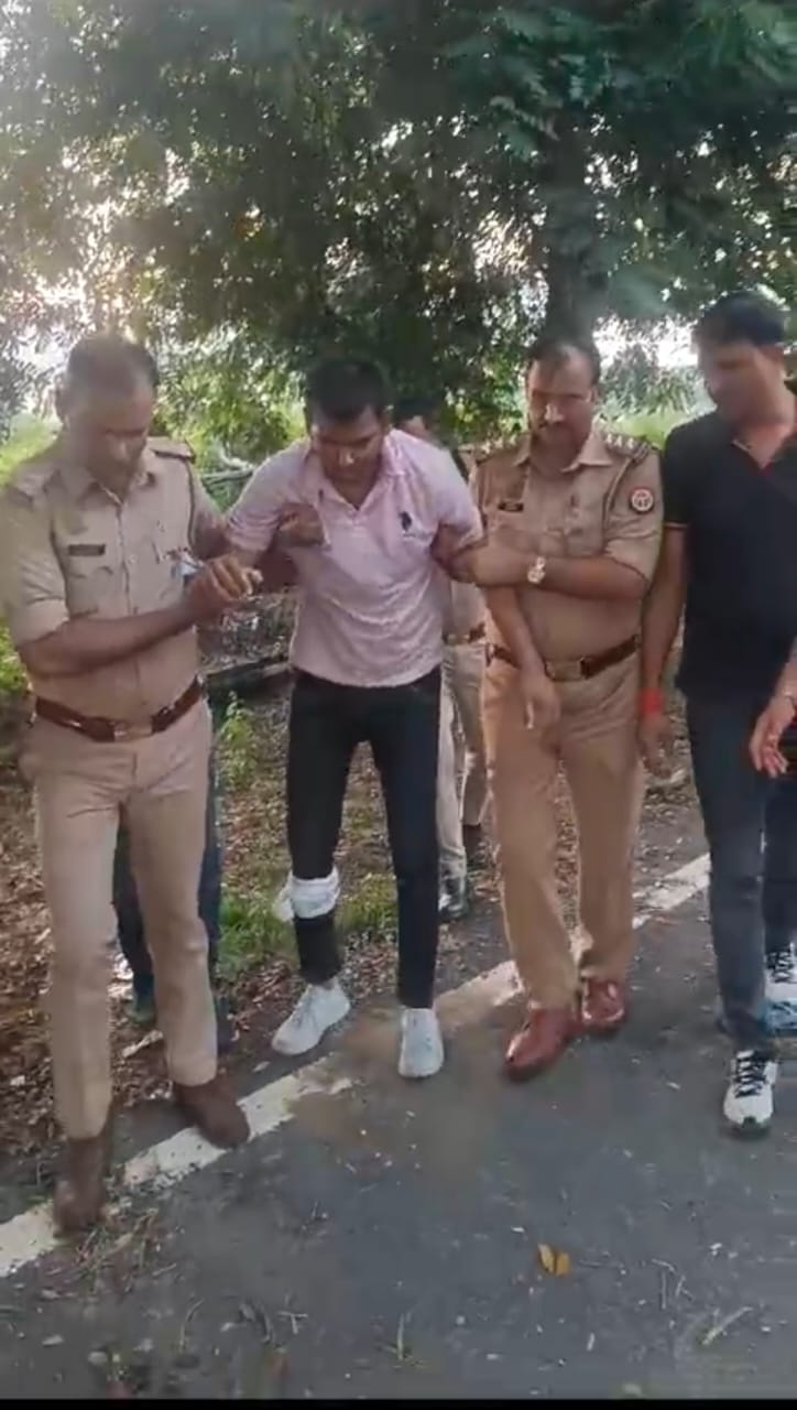 बदमाश ने लूटी थी ऊबर टैक्सी, पुलिस ने मारी गोेली