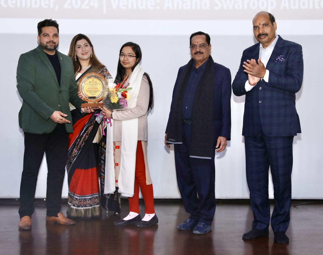 शारदा विश्वविद्यालय का उद्देश्य शिक्षा देने के साथ छात्रों को सशक्त बनाना: विश्वविद्यालय ने 29वां स्थापना व विश्व अल्पसंख्यक दिवस मनाया