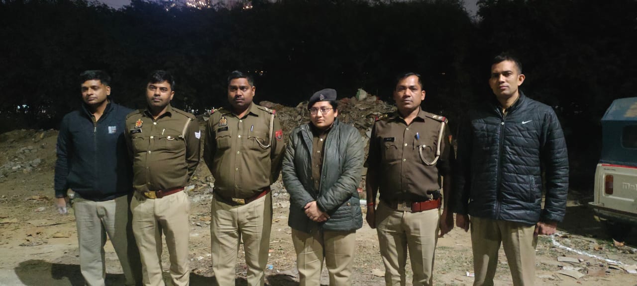 चोर गिरोह का पर्दाफाश : पुलिस और बदमाशों के बीच मुठभेड़, एक घायल, दो गिरफ्तार, भारी मात्रा में चोरी का सामान बरामद