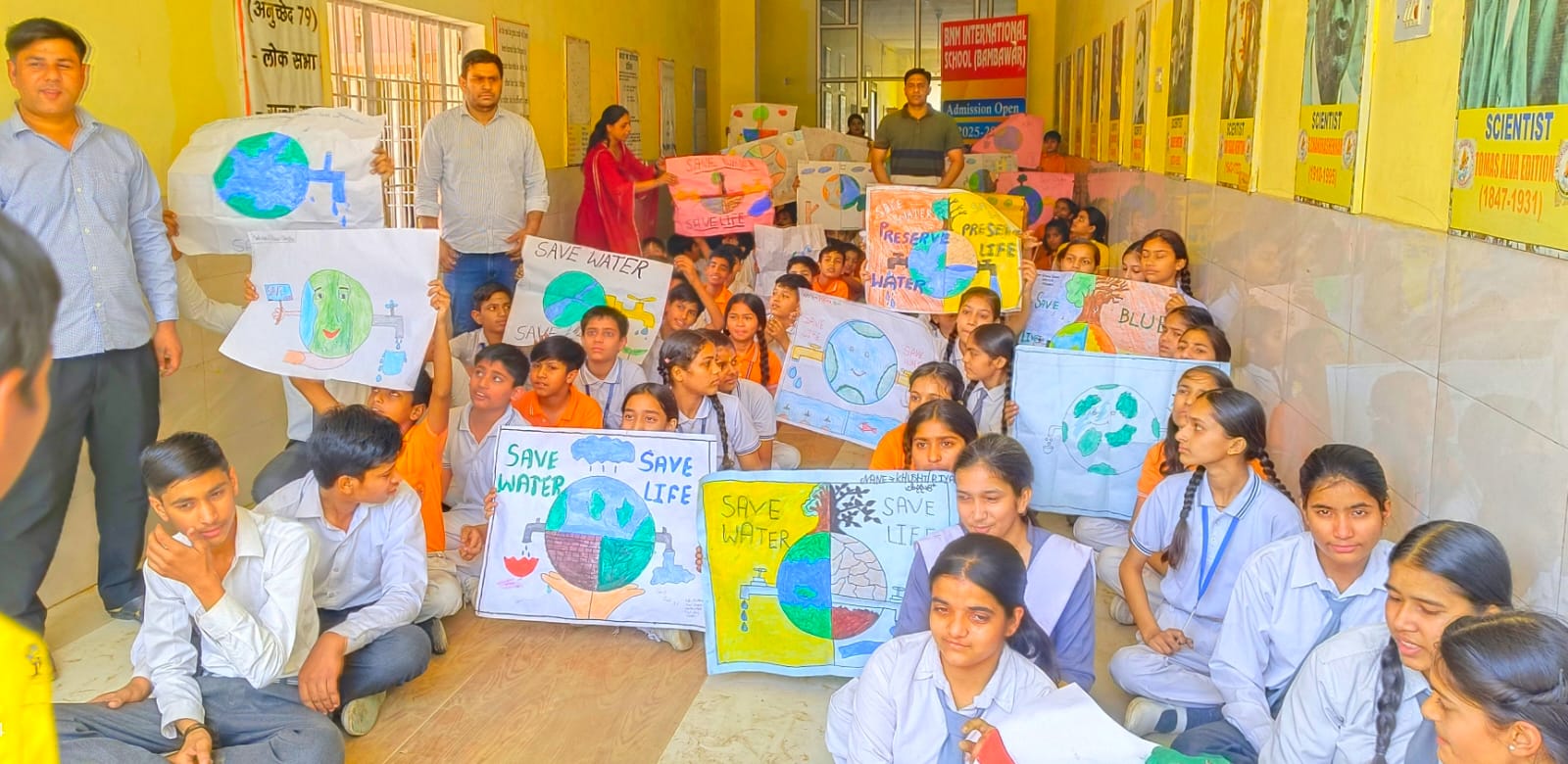 छात्रों ने पेंटिंग के माध्‍यम से बताया जल संरक्षण का महत्‍व: संकल्प संस्था ने जगाई जल संरक्षण की अलख