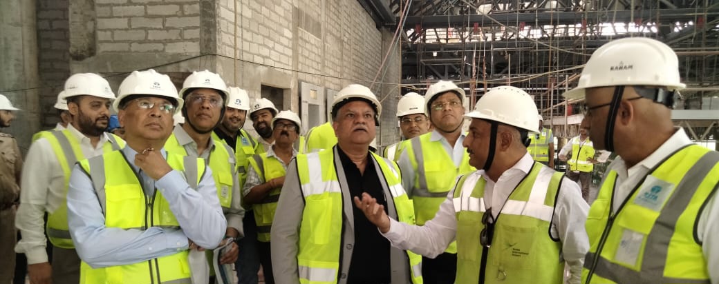 एयरपोर्ट से युवाओं के लिए रोजगार एवं व्यापार के खुलेंगे द्वार: मुख्य सचिव मनोज सिंह ने एयरपोर्ट का किया स्थलीय निरीक्षण