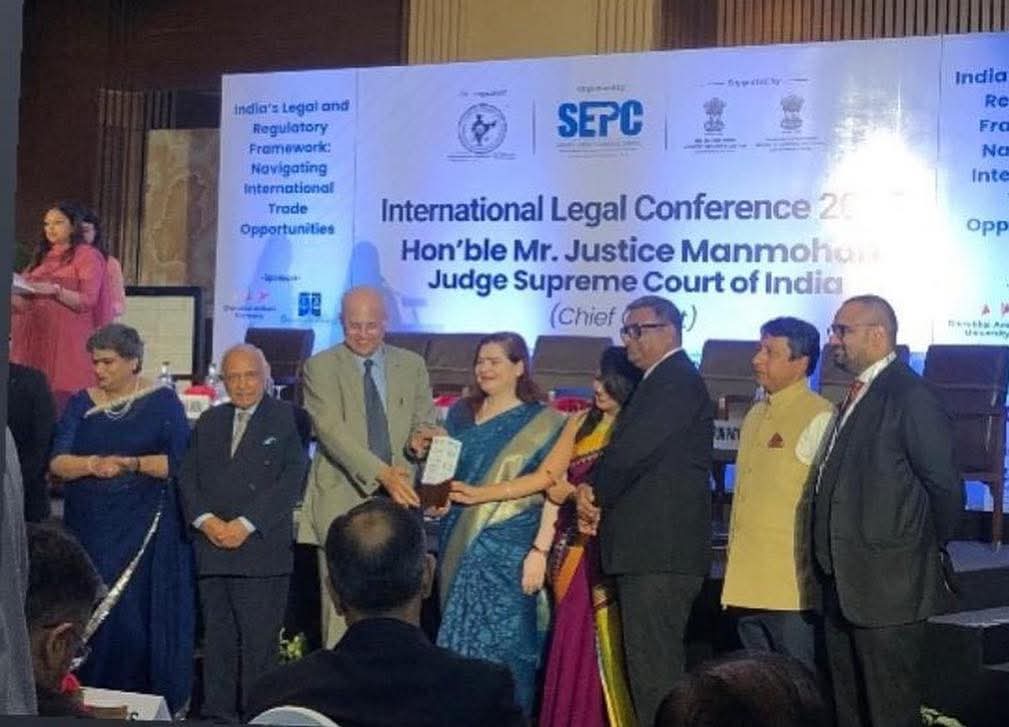 शारदा विश्वविद्यालय के स्कूल ऑफ लॉ को लीगल एक्सीलेंस अवार्ड: दिल्‍ली में किया गया अवार्ड समारोह का आयोजन