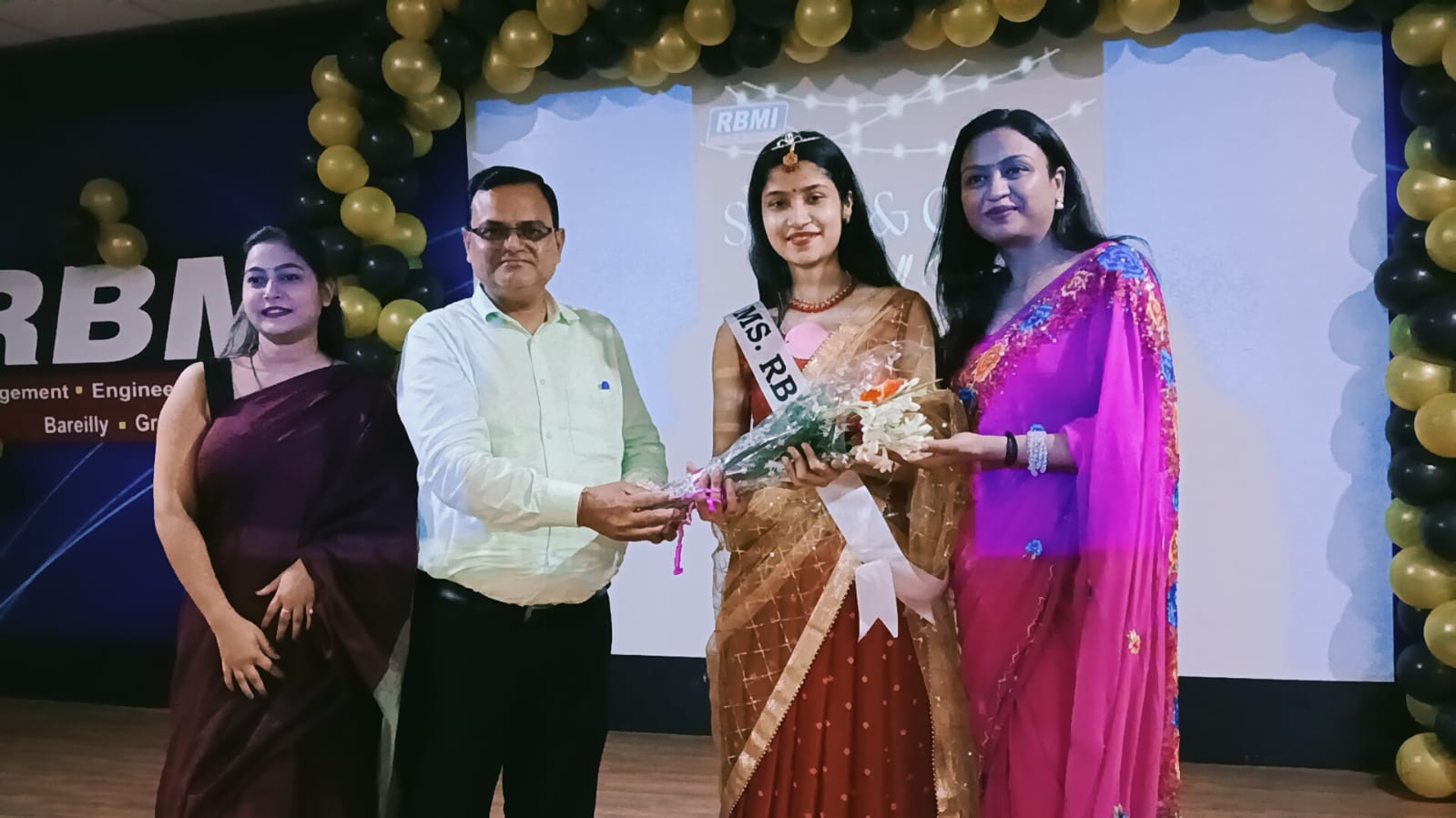 RBMI कॉलेज में फेयरवेल पार्टी का आयोजन : सीनियर्स को सांस्कृतिक कार्यक्रमों के साथ दी गई विदाई