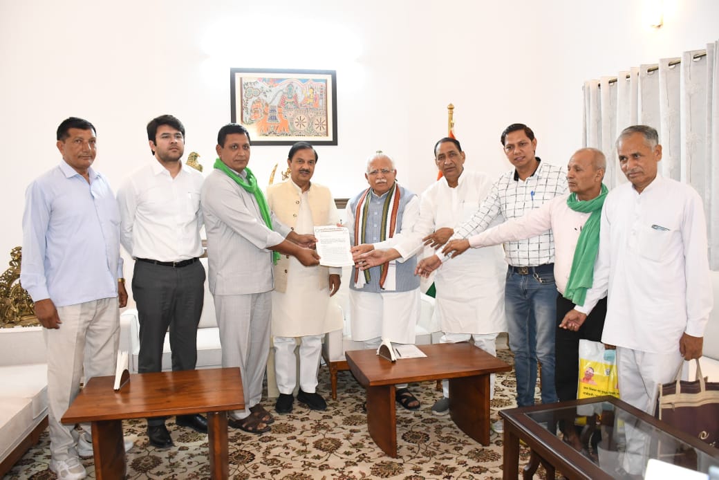 मंत्री से की 24 गांव के किसानों को मुआवजा देने की मांग: ग्रेनो वेस्ट मेट्रो कॉरिडोर परियोजना पर भी हुई चर्चा