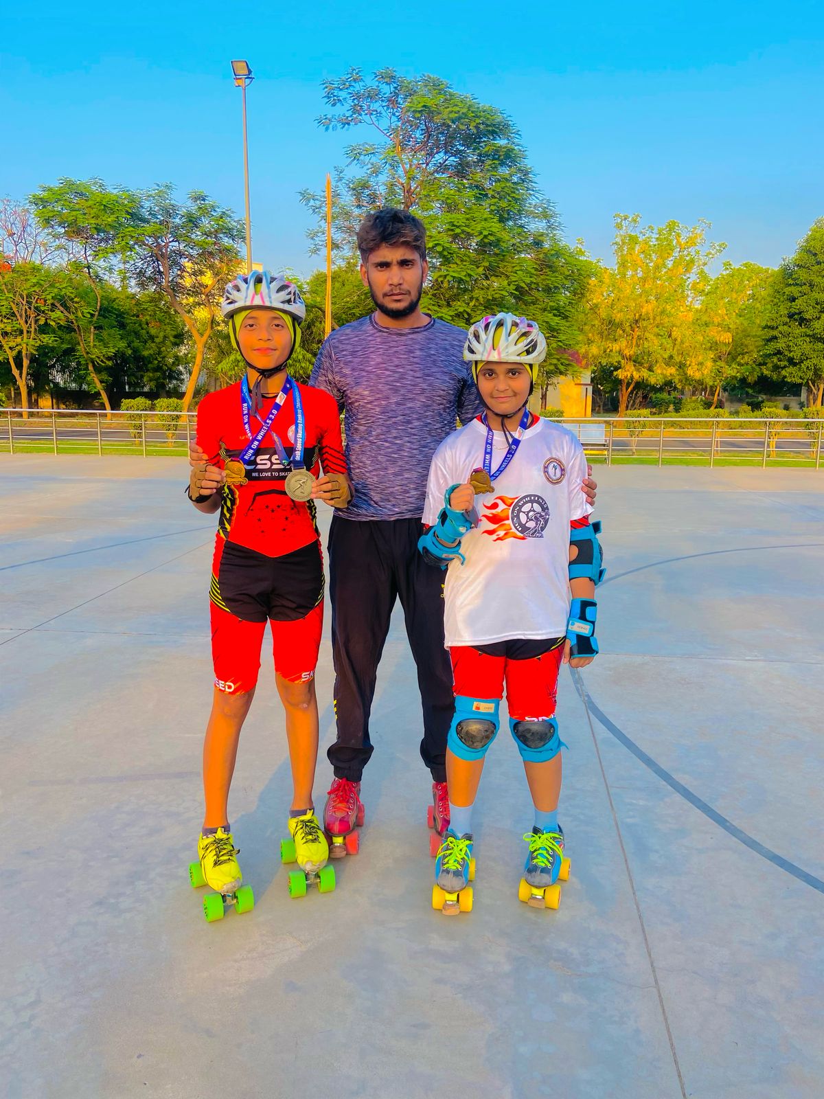 भाई-बहन की जोड़ी ने प्रदेश स्‍तर पर किया कमाल: स्केटिंग चैम्पियनशिप में दोनों ने जीता स्‍वर्ण पदक