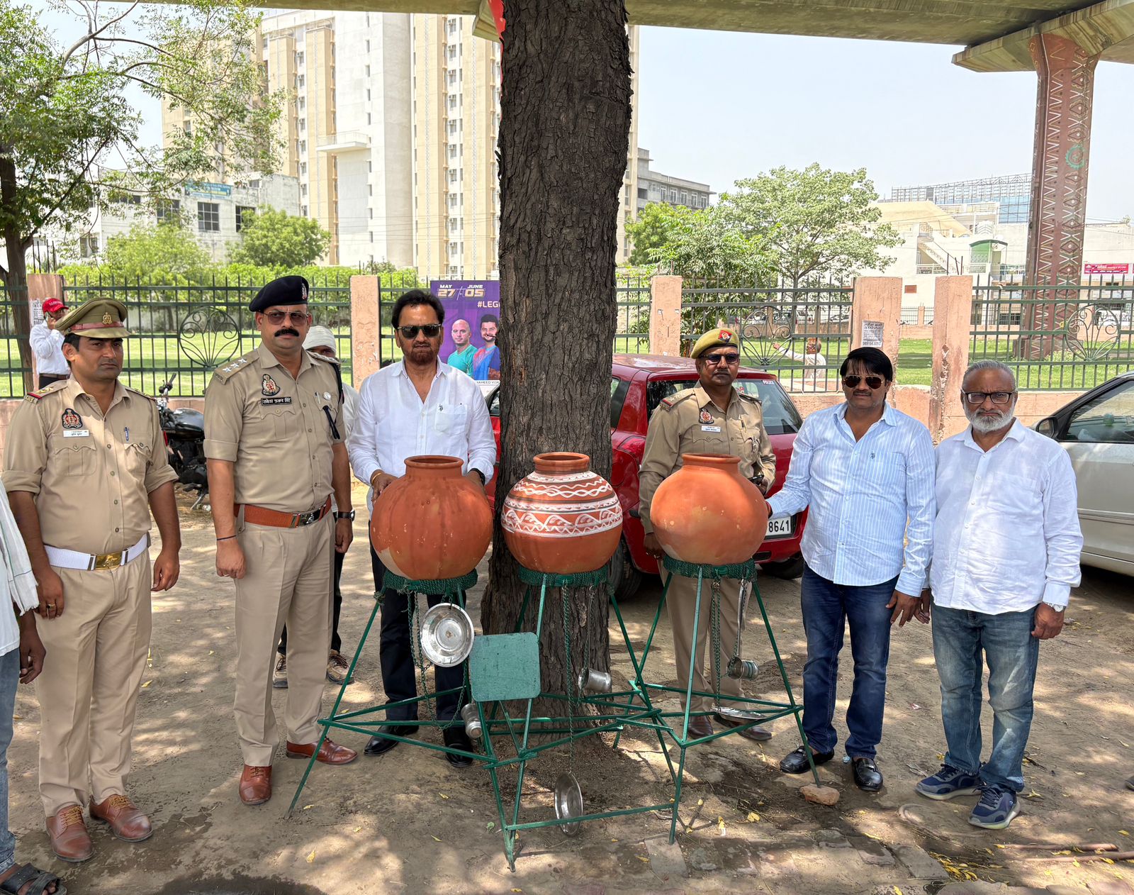 हजारों यात्रियों को परीचौक पर मिलेगी बड़ी सुविधा: लोगों के सहयोग से एक्टिव सिटीजन टीम ने किया काम