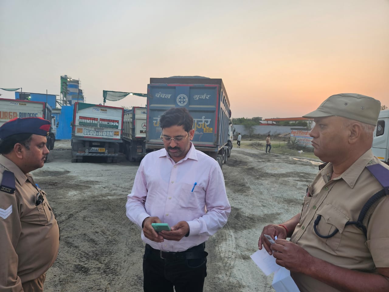 ओवरलोड वाहनों पर कार्रवाई से भर गई सरकार की झोली: वित्‍तीय वर्ष में 1 करोड़ 48 लाख रुपए वसूला गया शुल्‍क