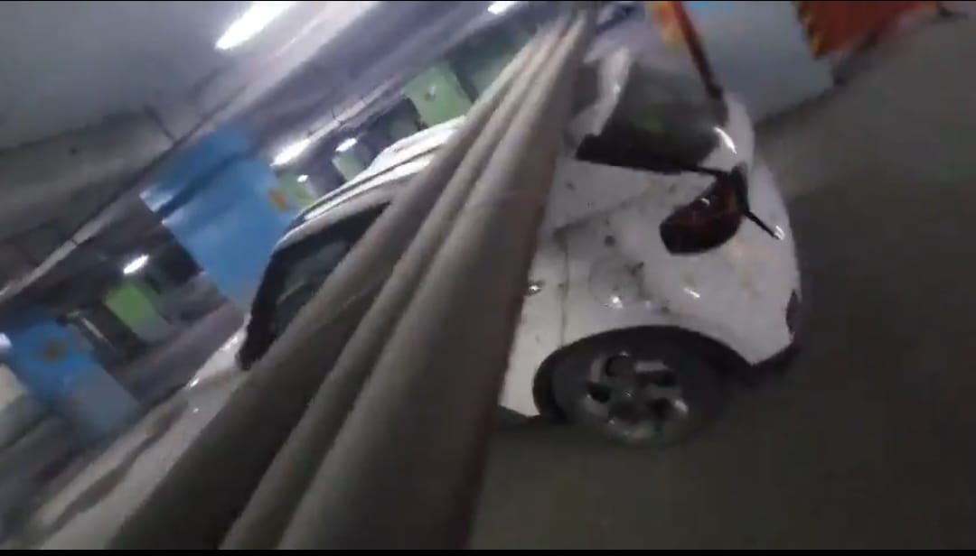 नोएडा के स्‍पेक्‍ट्रम मॉल में हुई बड़ी घटना: कई लोगों की जान पर आ सकती थी आफत