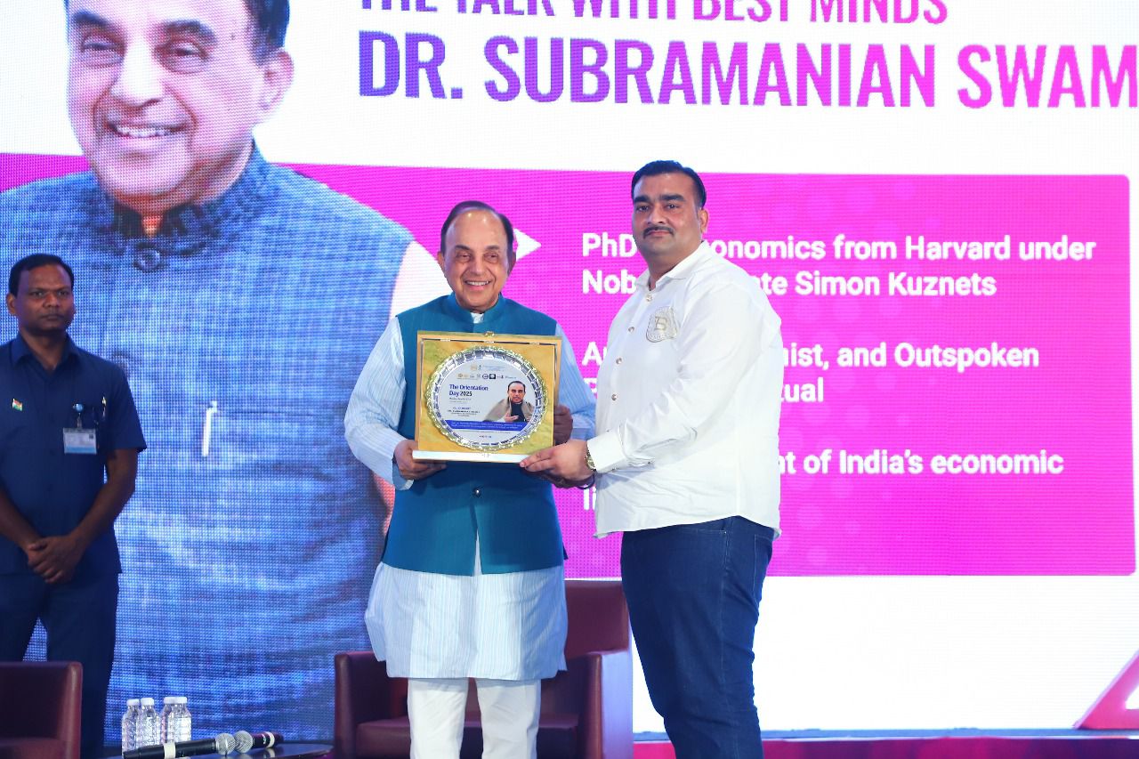 IBI कॉलेज में ओरिएंटेशन प्रोग्राम Catalyst- 2025 का आयोजन: अर्थशास्‍त्री डाक्‍टर सुब्रमण्यम स्वामी थे मुख्‍य अतिथि