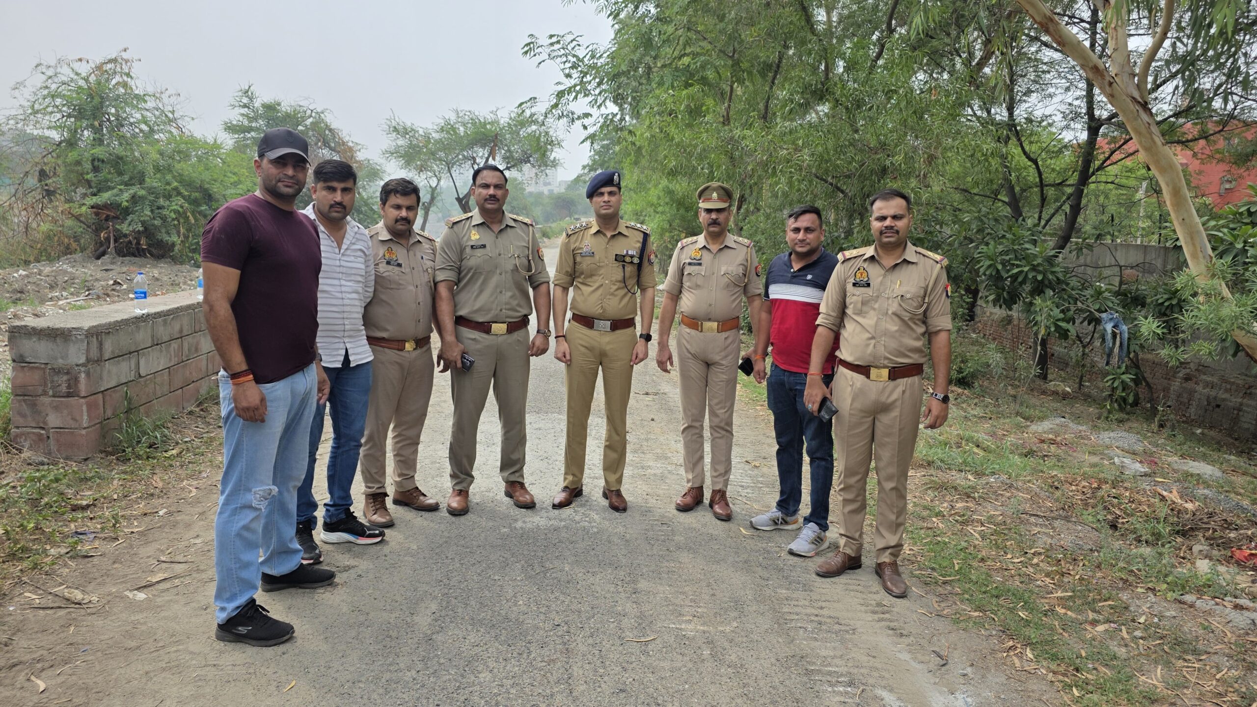 नोएडा: मुठभेड़ में घायल हुआ कुख्यात मोबाइल व चैन स्नैचर, कई मामलों में था फरार