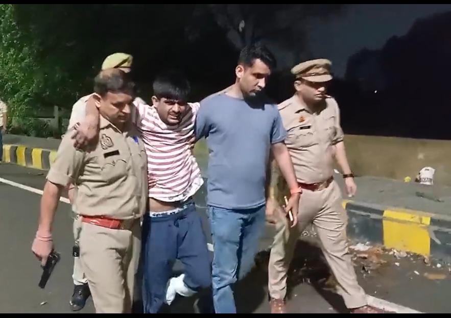 पुलिस और बदमाश के बीच मुठभेड़, एक घायल, दूसरा गिरफ्तार