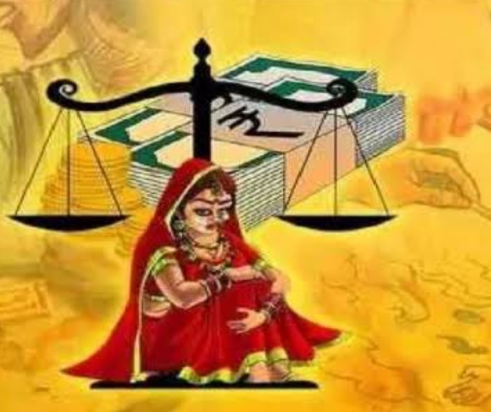 दहेज की मांग पूरी नहीं होने पर महिला का उत्पीड़न, गर्भपात भी कराया