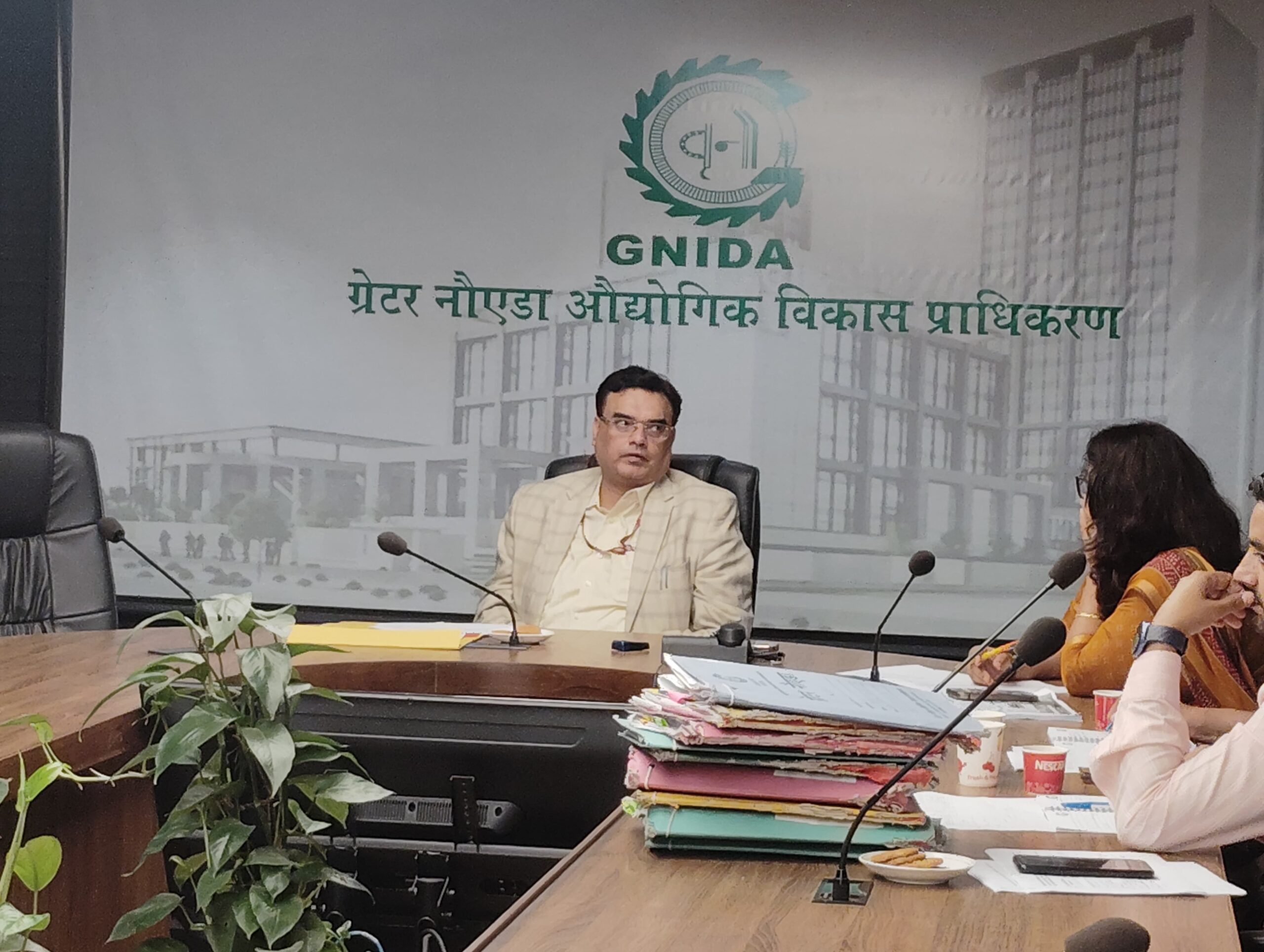 रजिस्ट्री न कराने वाले आवंटियों का आवंटन होगा निरस्त: बिल्‍डरों के द्वारा आवंटियों को जारी होगा अंतिम नोटिस