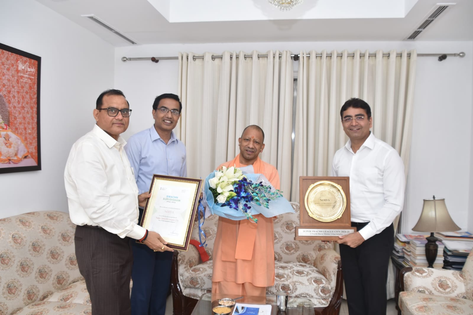 नोएडा की स्वच्छता सुपर लीग में ऐतिहासिक उपलब्धि पर मुख्यमंत्री योगी ने थपथपाई पीठ, बोले आगे भी जारी रहे ऐसा प्रदर्शन