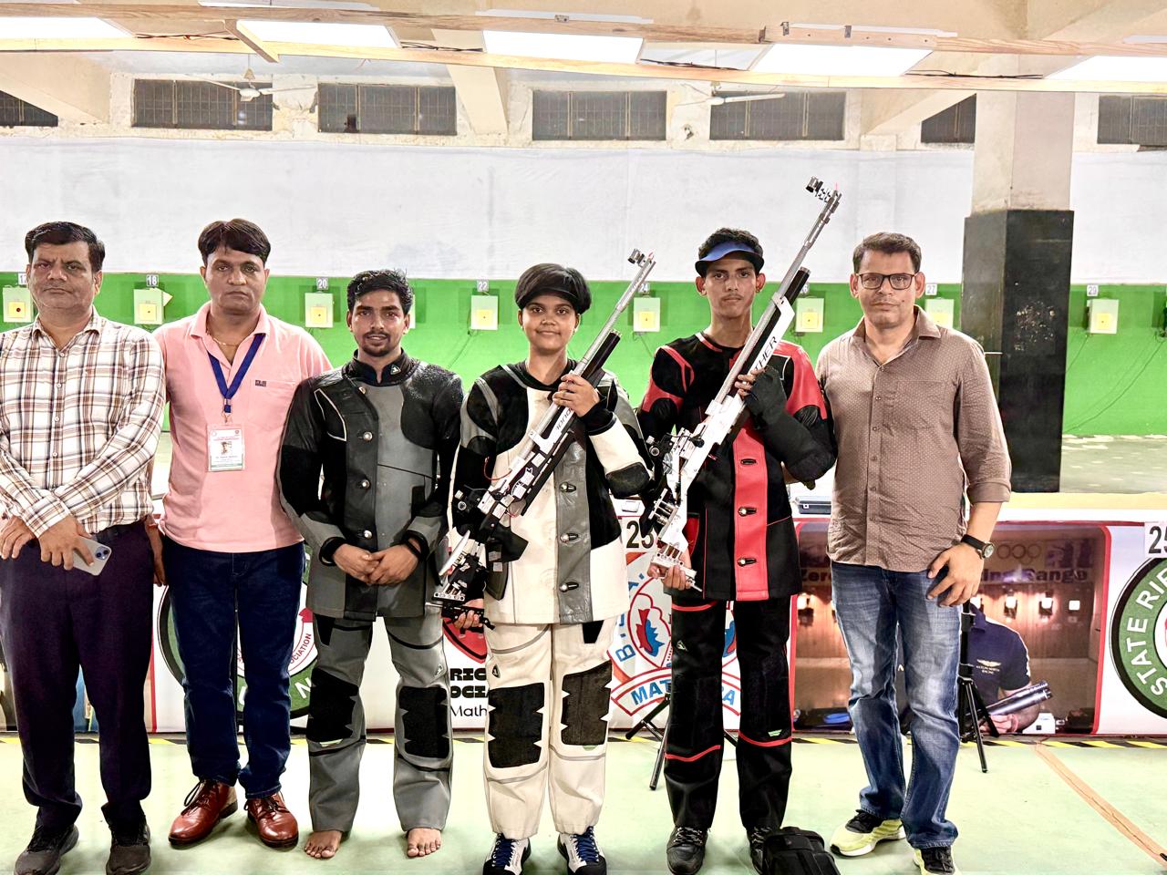 स्टेट शूटिंग में जिले के युवा ने साधा सटीक निशाना सक्षम मंडार ने प्रतियोगिता में प्राप्त किया सिल्वर मेंडल