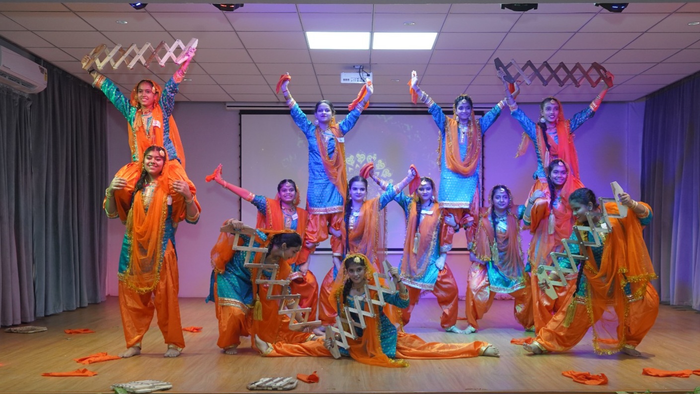 एस्‍टर में 30 स्‍कूल के छात्रों ने दिखाई अपनी प्रतिभा: पैनोरमा- 2025 के विजेताओं को किया गया पुरस्‍कृत