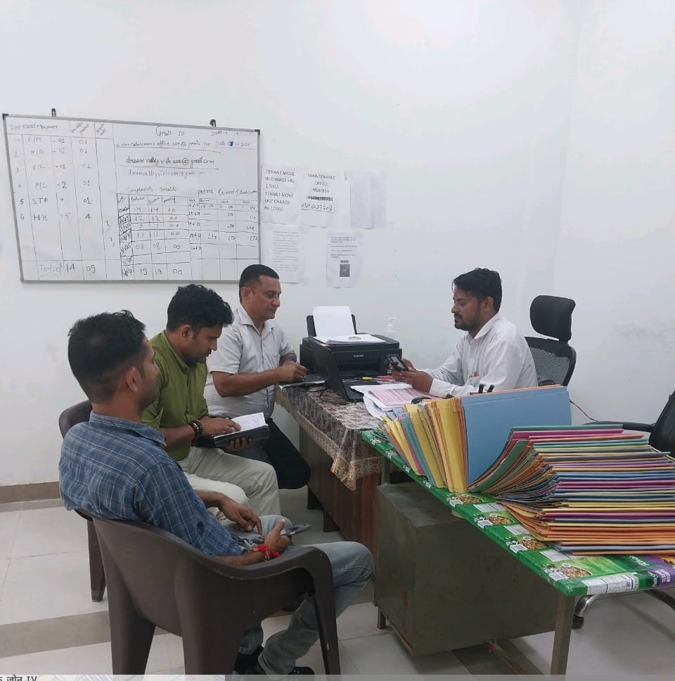 घोर लापरवाही चार सोसायटी को पड़ गई भारी : ग्रेटर नोएडा प्राधिकरण ने लगाया 1.31 लाख का जुर्माना