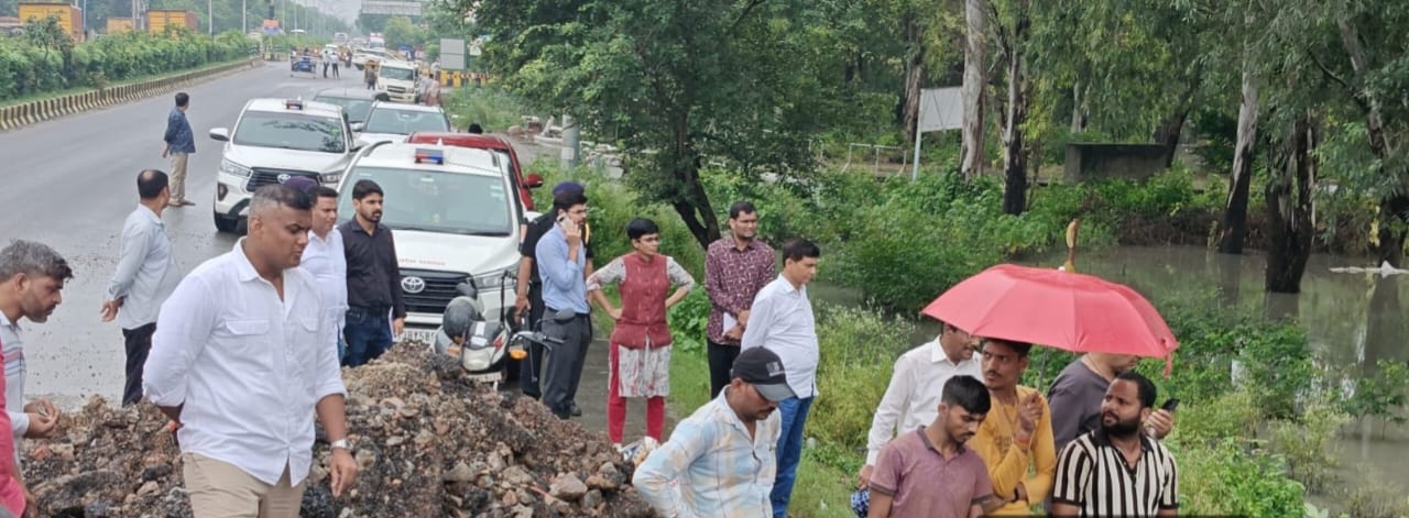 वर्षों से चली आ रही समस्‍या का हो गया निदान: ईकोटेक थ्री, हबीबपुर व कुलेसरा को जलभराव से मिली निजात