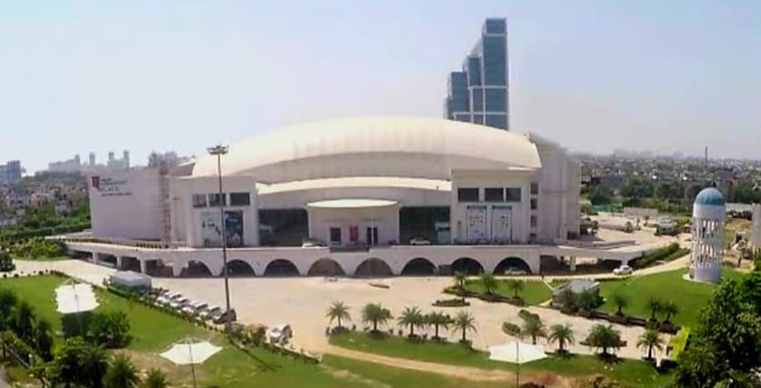 ग्रेटर नोएडा में ओमेक्स ग्रुप के खिलाफ धोखाधड़ी का मामला दर्ज, कोर्ट के आदेश पर हुई कार्रवाई