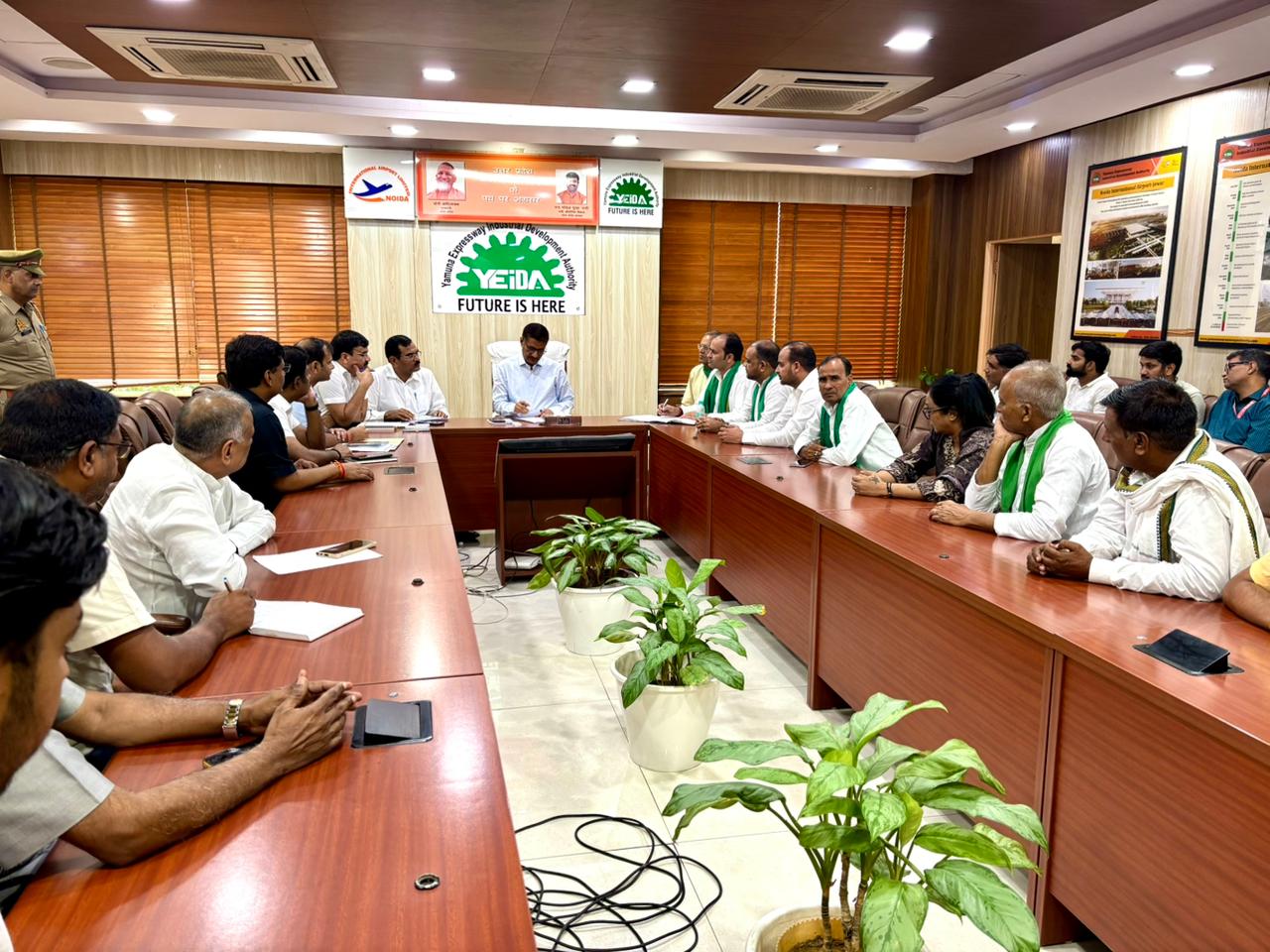 बोर्ड बैठक में निस्‍तारित होंगे किसानों से जुड़े सभी मुद्दे: किसान मज़दूर संघर्ष मोर्चा के साथ बैठक में सीईओ ने दिया आश्‍वासन