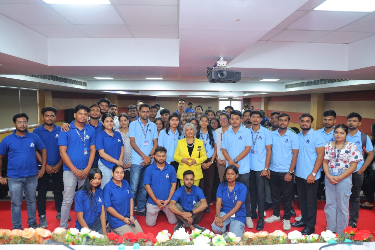 एक्‍युरेट के छात्रों को मिला सॉफ्ट स्किल्स व व्यक्तिगत ब्रांडिंग का ज्ञान: कॉलेज में छात्रों के लिए आयोजित किया जा रहा ओरिएंटेशन प्रोग्राम उड़ान