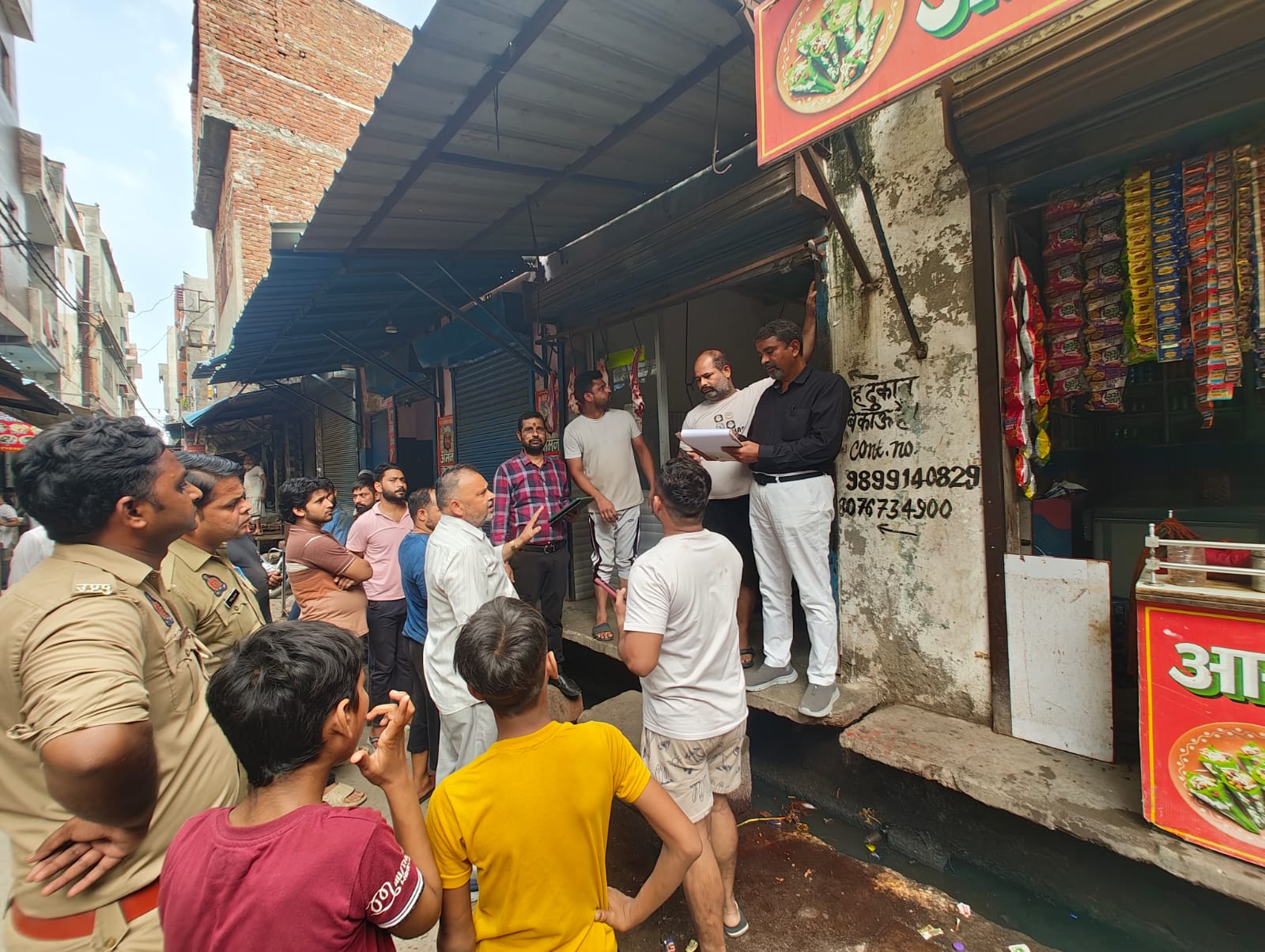 बिना लाइसेंस लंबे समय से चल रहा था कारोबार: चार दुकानें कराई बंद और 7 को जारी हुआ नोटिस