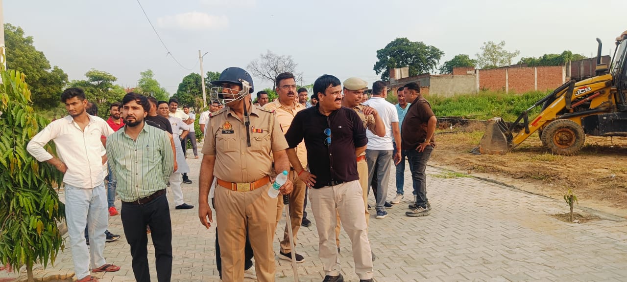 यमुना विकास प्राधिकरण की अब तक की सबसे बड़ी कार्रवाई: 2500 करोड़ रुपए की अधिसूचित भूमि को कराया कब्‍जा मुक्‍त