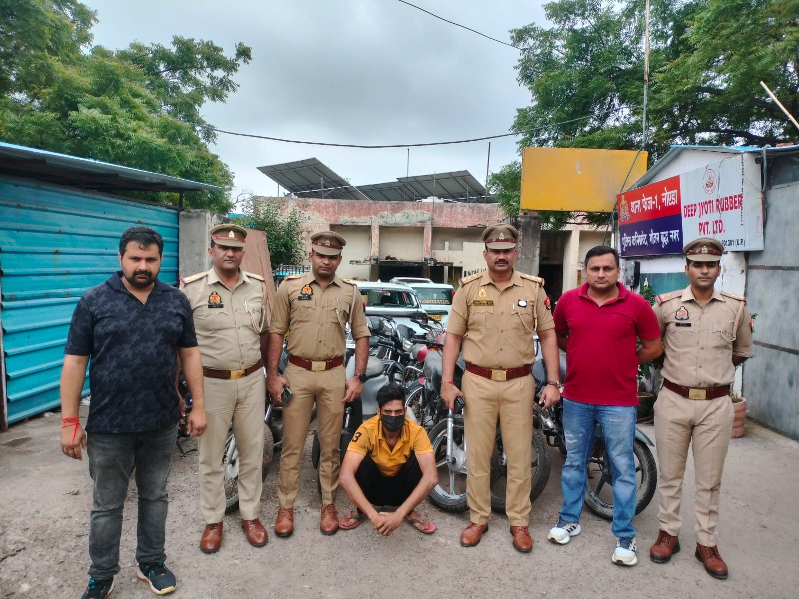 अन्तर्राज्यीय वाहन चोर गैंग का पर्दाफाश, 18 चोरी के वाहन बरामद