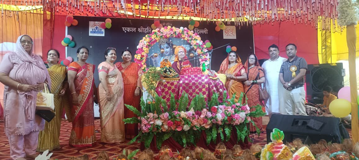 गोपियों पर छा जाता था कान्हा की मुरली का जादू : मुरली की धुन सुनकर मंत्रमुग्‍ध हो जाती थी गोपियां