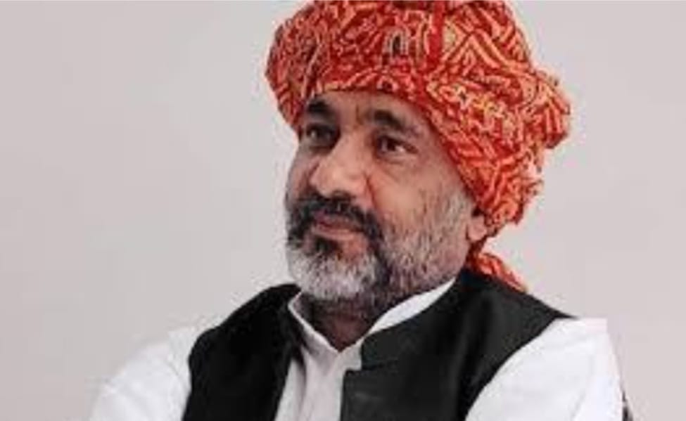 राजकुमार भाटी के बयान पर पर्दे के पीछे किसने खोल दिया मोर्चा: सोशल मीडिया पर भाटी के ही खिलाफ हो गए अपने