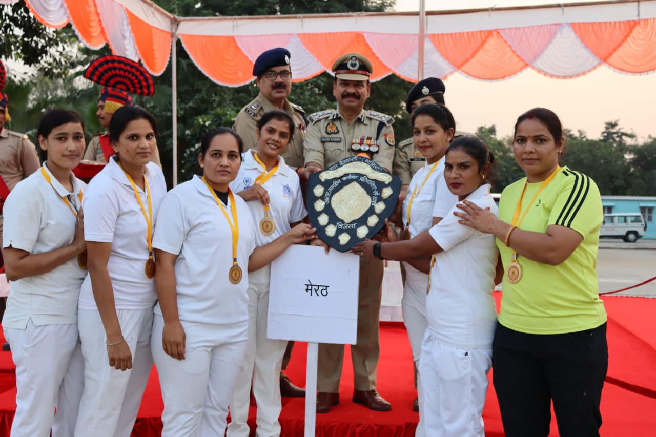मेरठ ने सेपक टकरा, गाजियाबाद ने वॉलीबॉल में मारी बाजी