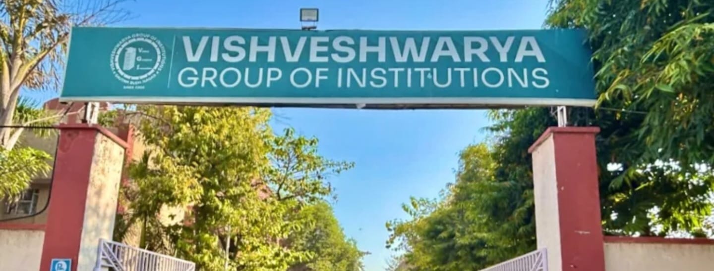 विश्वेश्वरैया ग्रुप ऑफ इंस्टीट्यूशंस ग्रेटर नोएडा पर छात्रों का फूटा गुस्सा, अधर में लटका 200 छात्र-छात्रा का भविष्य