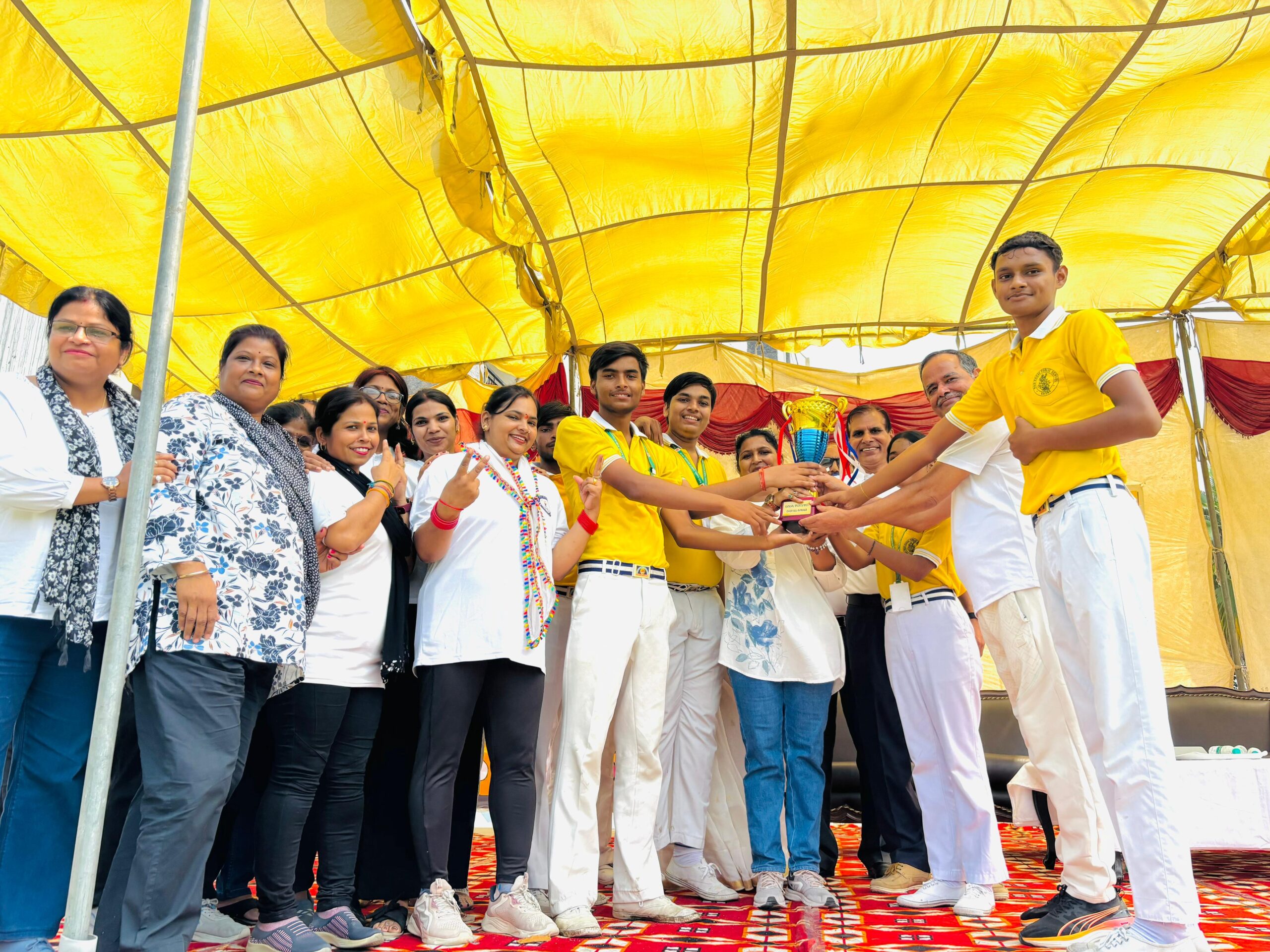 राव कासल पब्लिक स्कूल में वार्षिक खेल दिवस का आयोजन: विभिन्‍न खेलों में 450 से अधिक छात्रों ने दिखाया हुनर