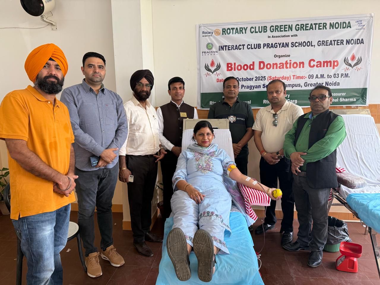 रोटरी और इंटरेक्ट क्लब प्रज्ञान स्कूल द्वारा रक्तदान शिविर का आयोजन: लोगों के सहयोग से 40 यूनिट रक्‍त किया गया एकत्र