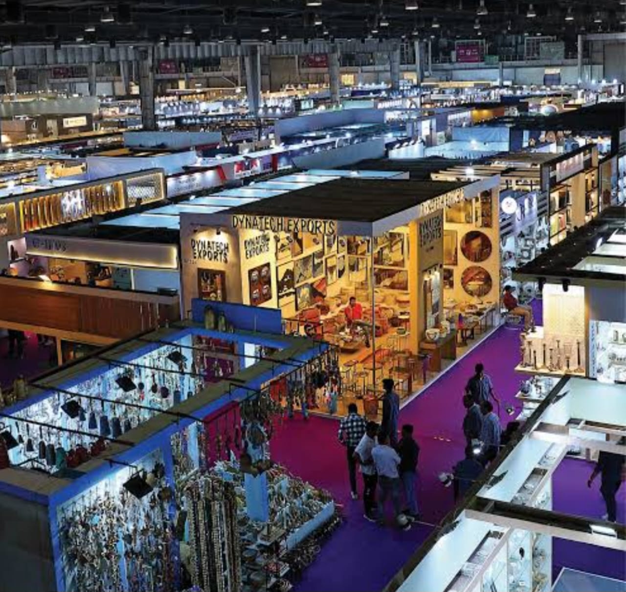 हस्तशिल्प की चमक से दमका इंडिया एक्सपो मार्ट, 110 देशों के खरीदारों संग ‘आईएचजीएफ आटम 2025’ का भव्य शुभारंभ