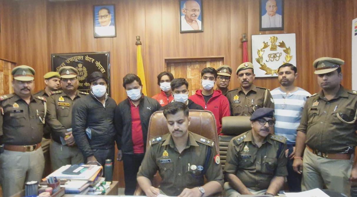 160 कारतूस के साथ 5 गिरफ्तार, विदेशी हथियार तस्करी करने वाले गैंग का भंडाफोड़