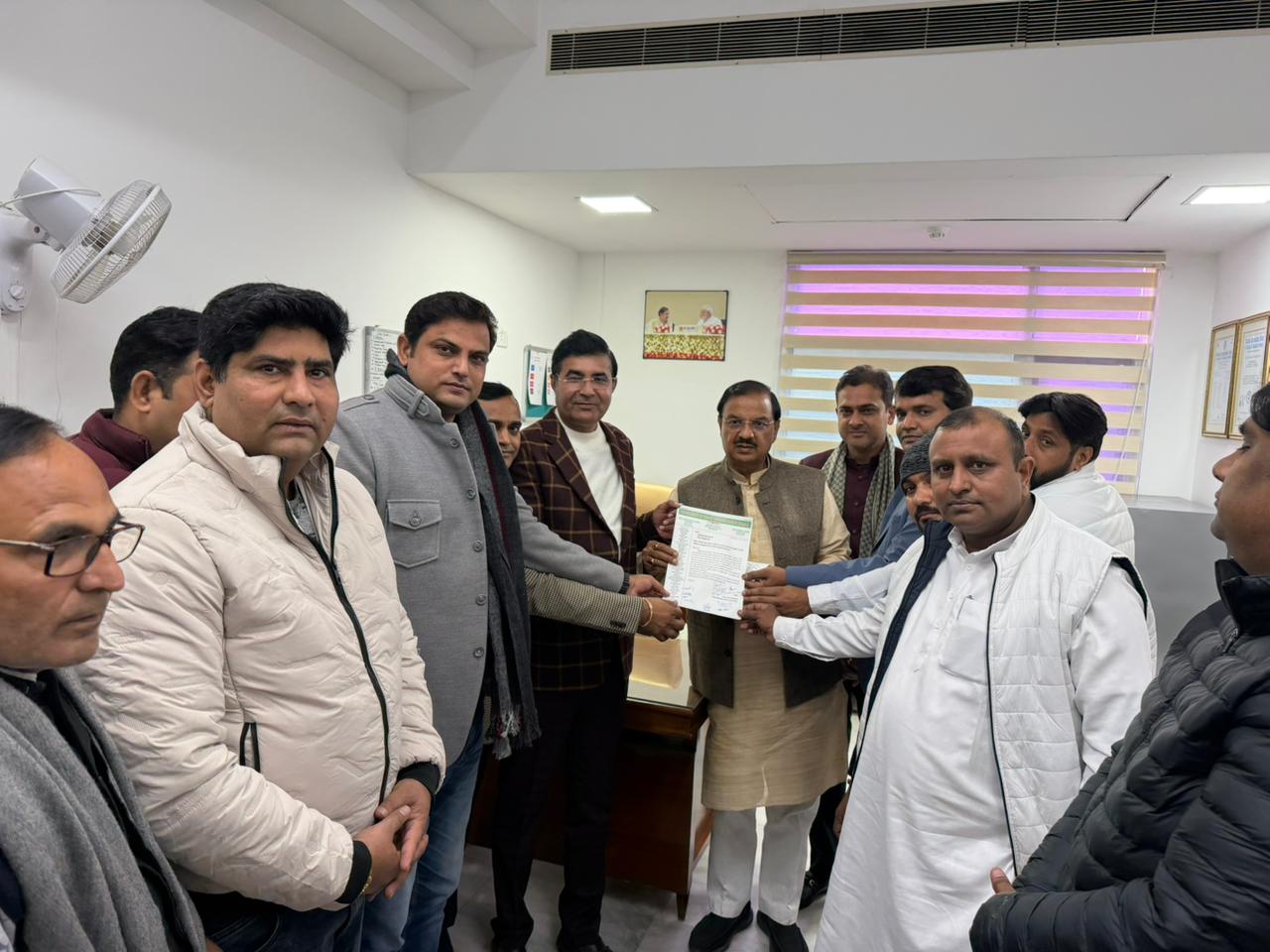 12 लाख लोगों के लिए फैडरेशन ने सांसद से की बड़ी मांग:सांसद ने दिया रेल मंत्री से वार्ता का आश्‍वासन