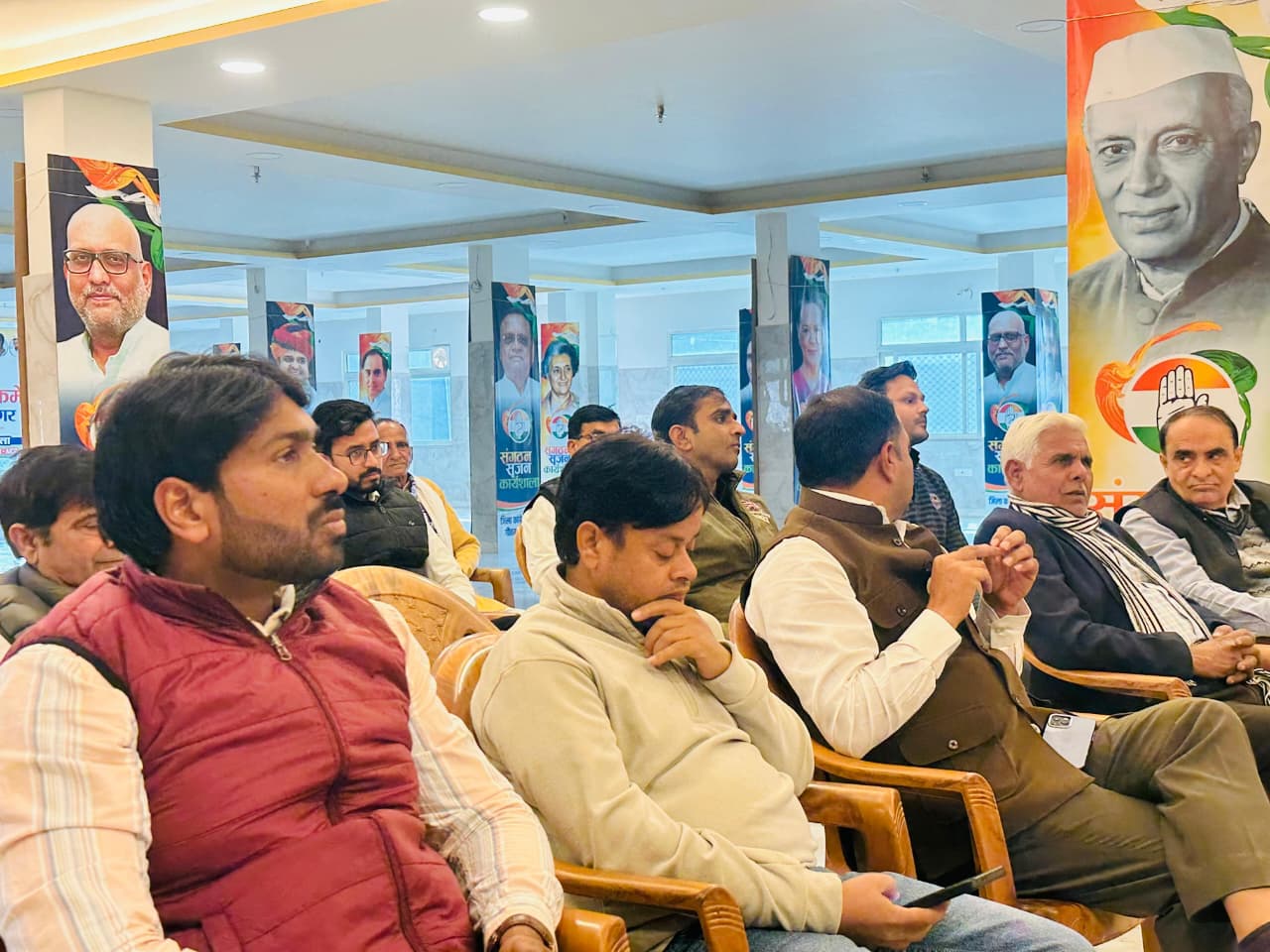 कांग्रेस कार्यकर्ताओं ने डॉ. भीमराव अंबेडकर के संघर्षों को किया याद : महापरिनिर्वाण दिवस पर पार्टी कार्यालय पर आयोजित हुआ कार्यक्रम