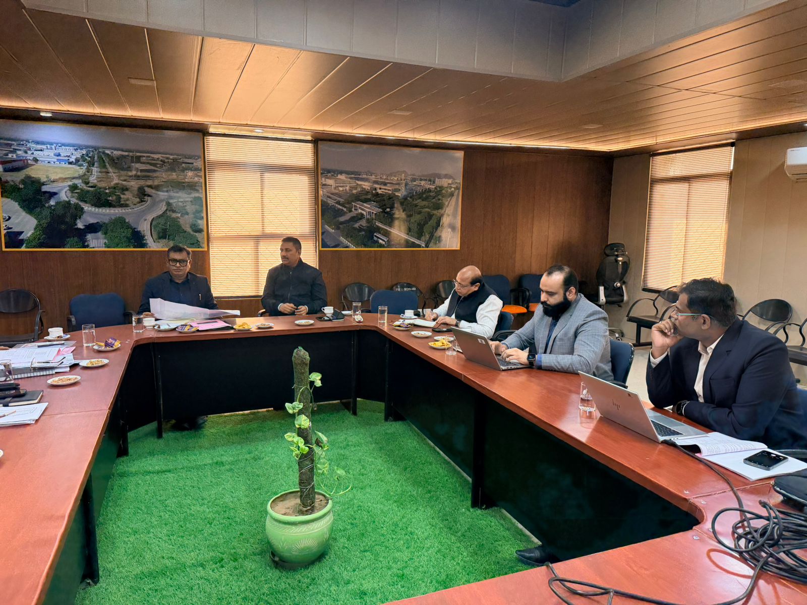 जापानी इंडस्ट्रियल पार्क मॉडल का अध्ययन, YEIDA प्रतिनिधिमंडल का नीमराना दौरा