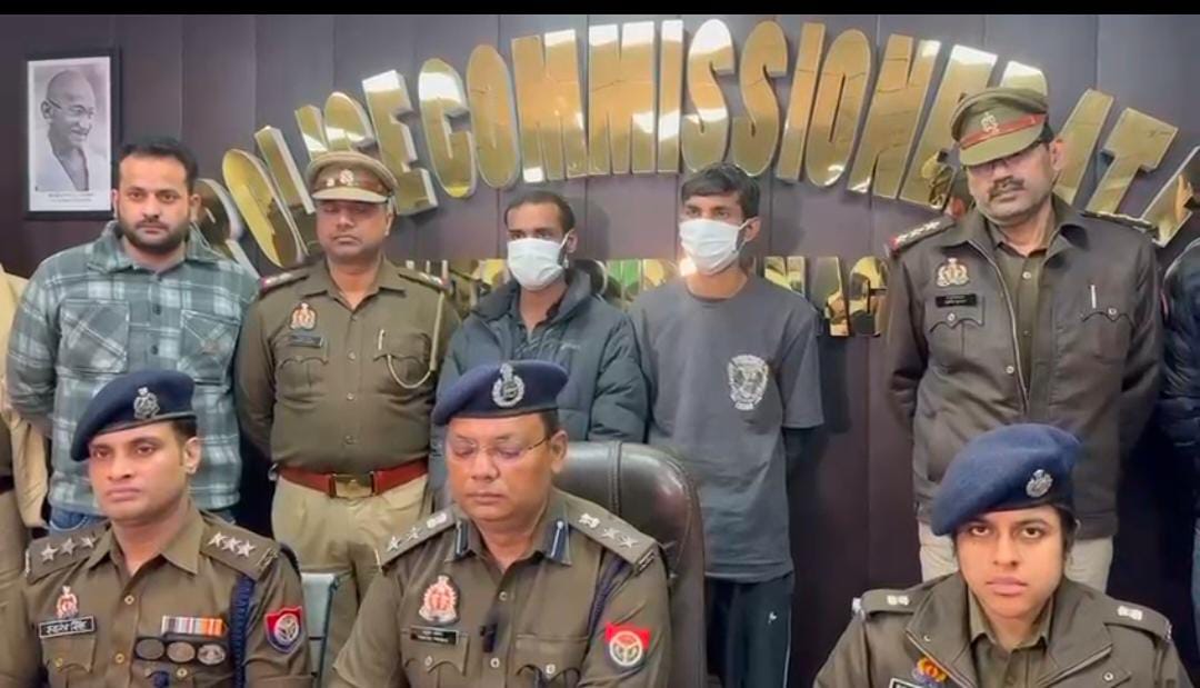 घरों में चोरी करने वाले दो शातिर दबोचे, 21 मोबाइल व लैपटॉप बरामद