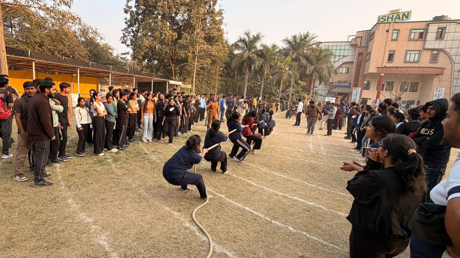 ईशान इंस्टीट्यूट में तीन दिवसीय खेल महोत्सव का आयोजन:50 से अधिक कॉलेजों के 2000 से अधिक खिलाडि़यों ने लिया हिस्‍सा