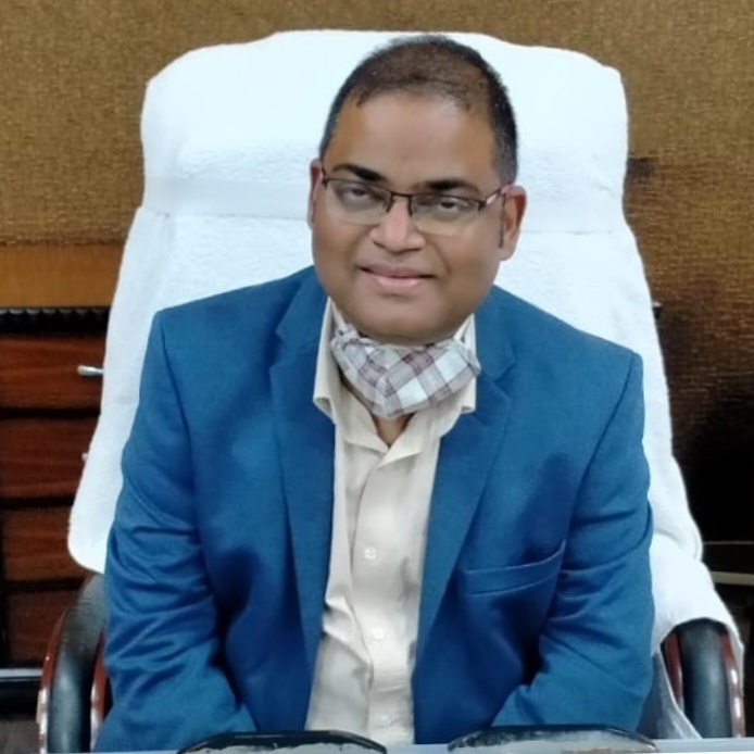 नोएडा प्राधिकरण के नए CEO बने कृष्णा करुणेश, उत्तर प्रदेश कैडर के 2011 बैच के हैं अधिकारी