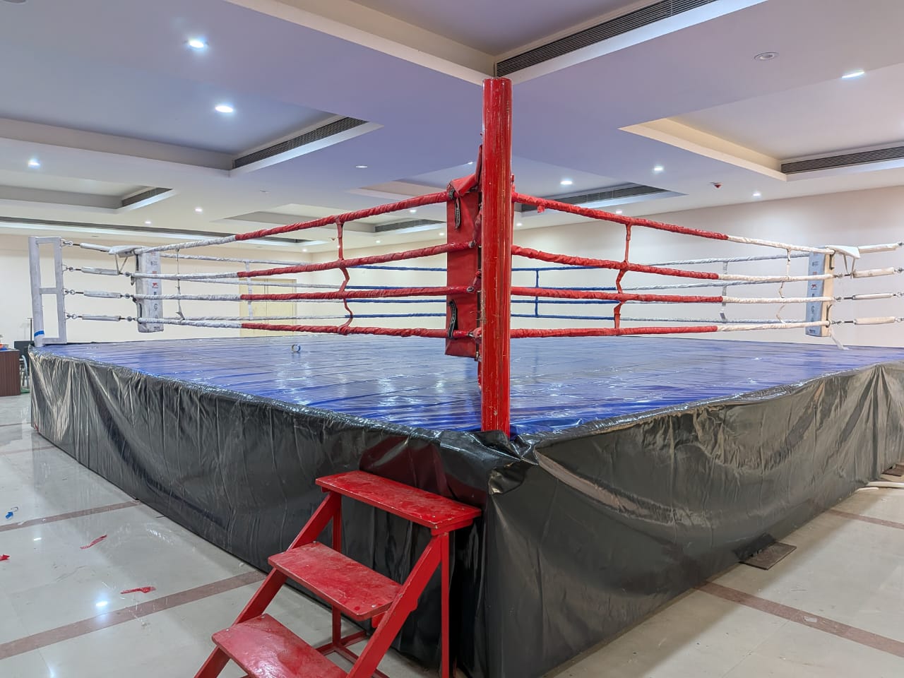 गौतम बुद्ध विश्वविद्यालय में अत्याधुनिक बॉक्सिंग रिंग की स्‍थापना:बॉक्सिंग रिंग में प्रशिक्षण के साथ होंगे राष्ट्रीय स्तर के मुकाबले