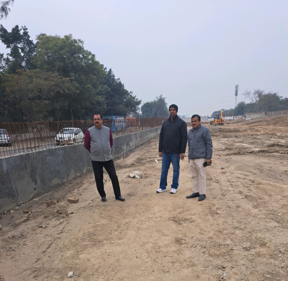 नोएडा-ग्रेनो के बीच सफर के लिए लोगों को मिलेगा नया मार्ग:नॉलेज पार्क से नोएडा के सेक्टर 146-147 के बीच हिंडन नदी पर बन रहा पुल