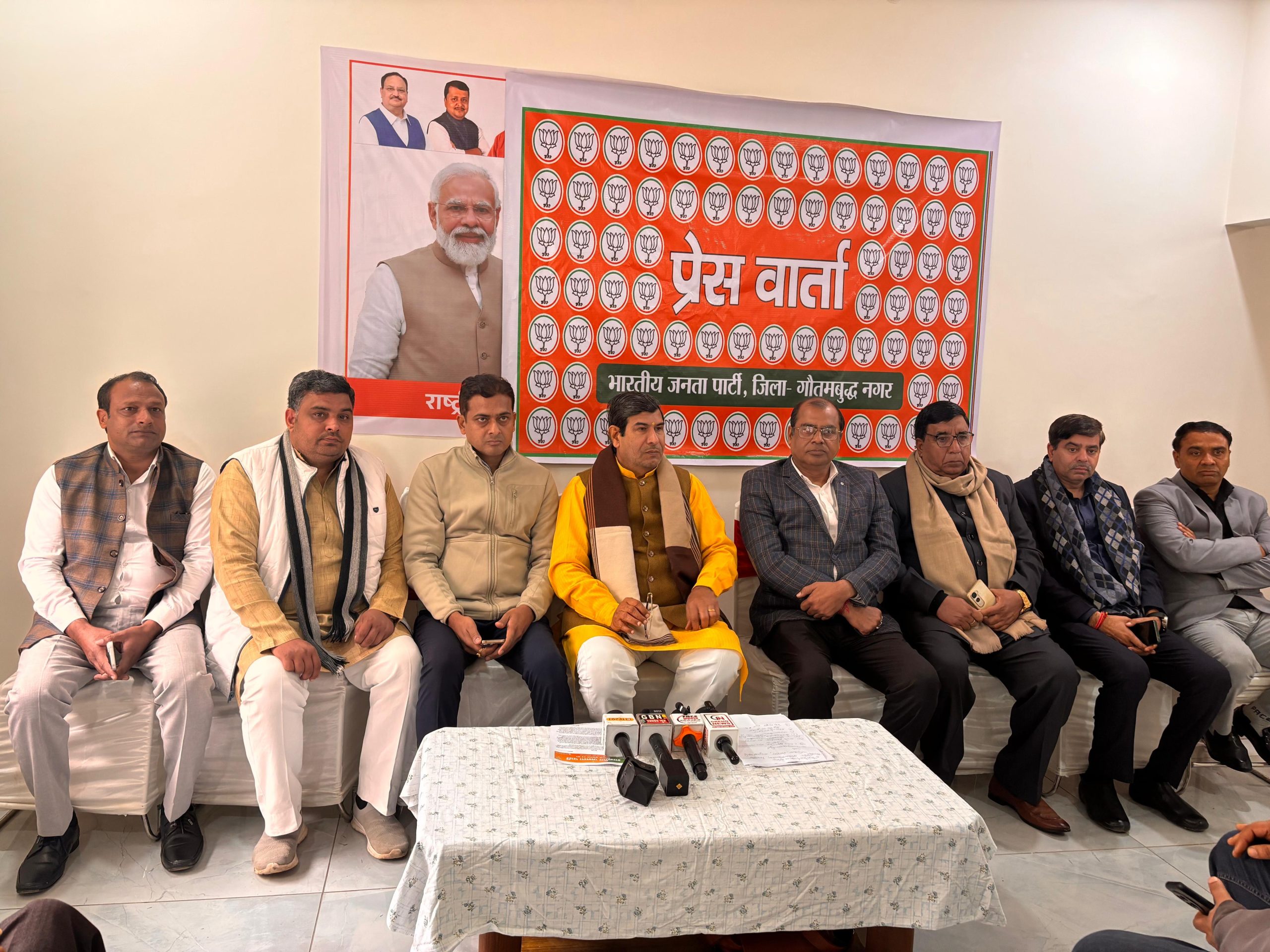 प्रदेश के 15 लाख शिक्षकों को सरकार ने दिया स्‍वास्‍थ्‍य का उपहार:योजना के तहत शिक्षकों को अस्‍पताल में मिलेगी कैशलेस उपचार की सुविधा