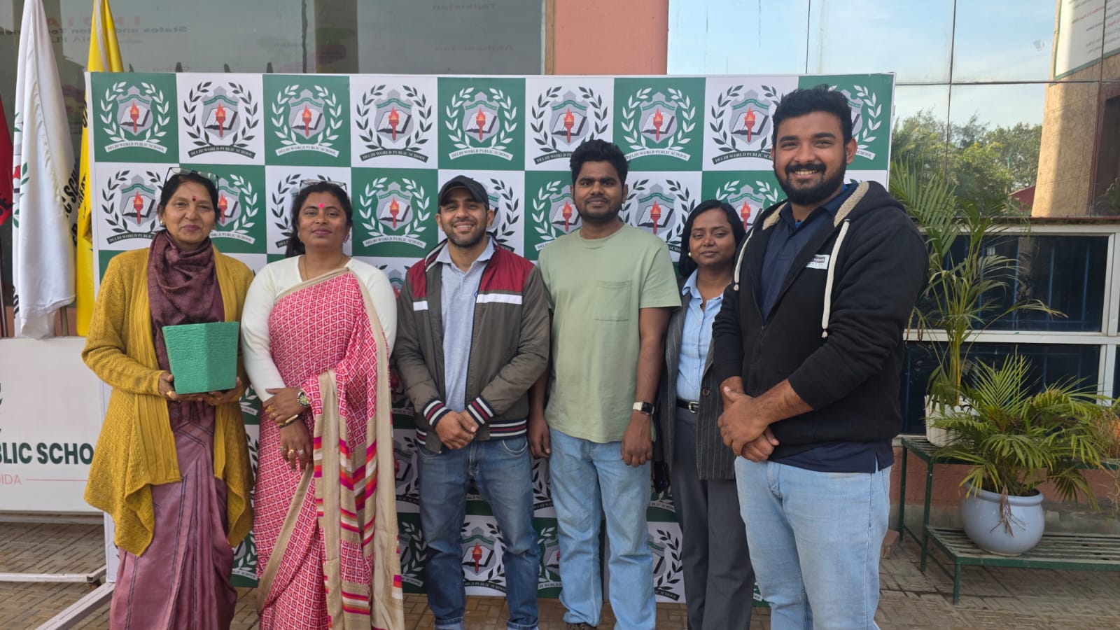 दिल्ली वर्ल्ड पब्लिक स्कूल में वेस्ट मैनेजमेंट कार्यशाला का आयोजन:कचरा प्रबंधन प्रणाली के बारे में छात्रों को दी गई अहम जानकारी