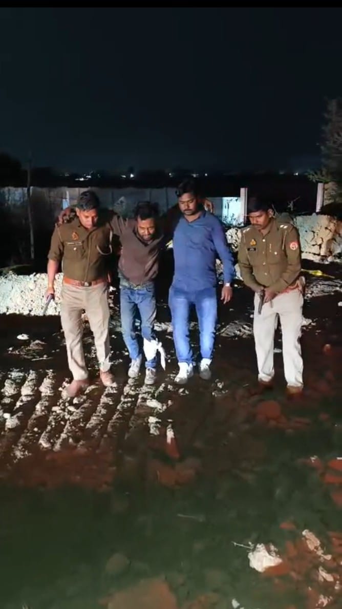 रात के अंधेरे में हुई मुठभेड़ में दो बदमाश हुए घायल:तीन अन्‍य बदमाशों को पुलिस ने घेराबंदी कर दबोचा