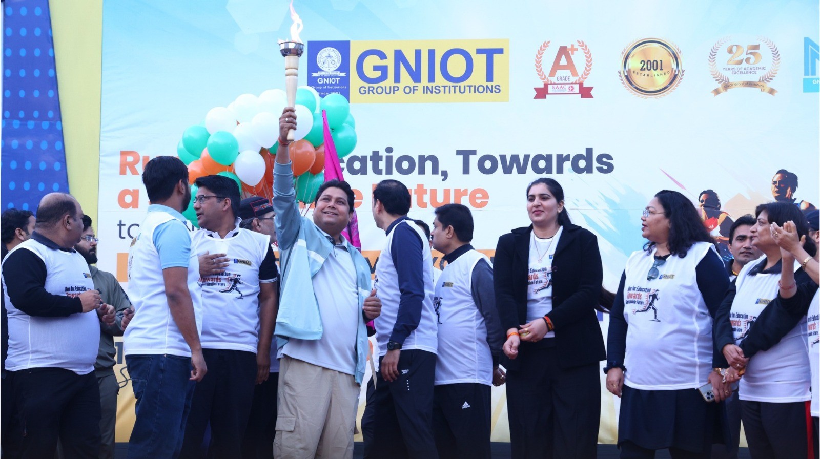 जीएनआईओटी ग्रुप ने मैराथन दौड़ से की सिल्वर जुबली समारोह की शुरुआत:भारतीय महिला राष्ट्रीय वॉलीबॉल टीम की पूर्व कप्‍तान ने बढ़ाया धावकों का उत्‍साह