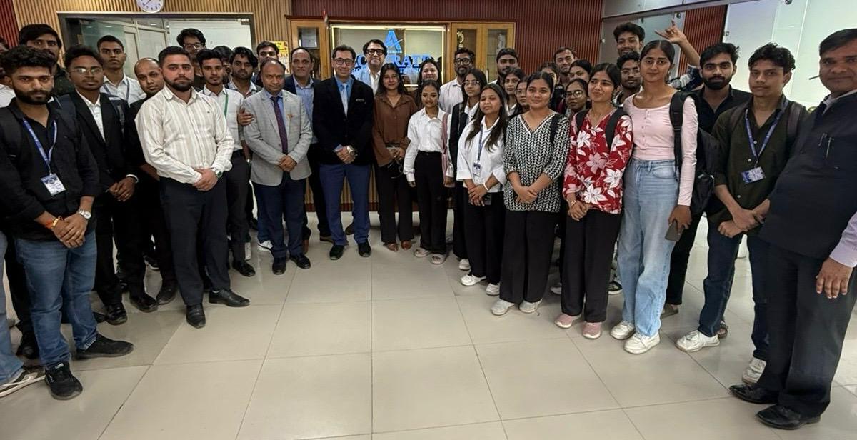 एक्यूरेट इंस्टीट्यूट में कॉर्पोरेट एच आर समिट का आयोजन:एआईएमएल पर आधारित एचआर समिट में प्लेसमेंट्स ट्रेंड्स पर हुआ विमर्श