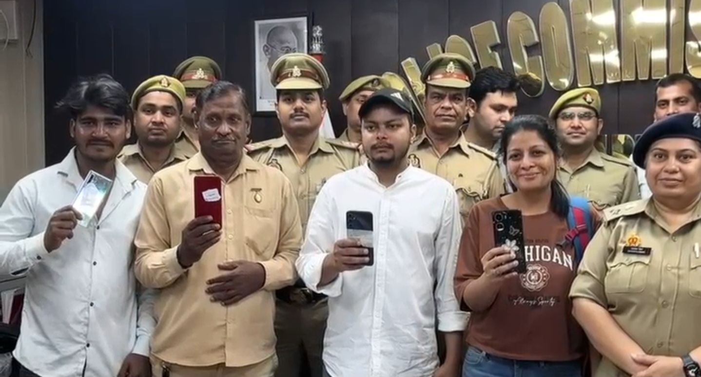 पुलिस को मिली बड़ी सफलता, खो गए 220 मोबाइल फोन बरामद:बरामद फोन की कीमत लगभग 50 लाख रुपए
